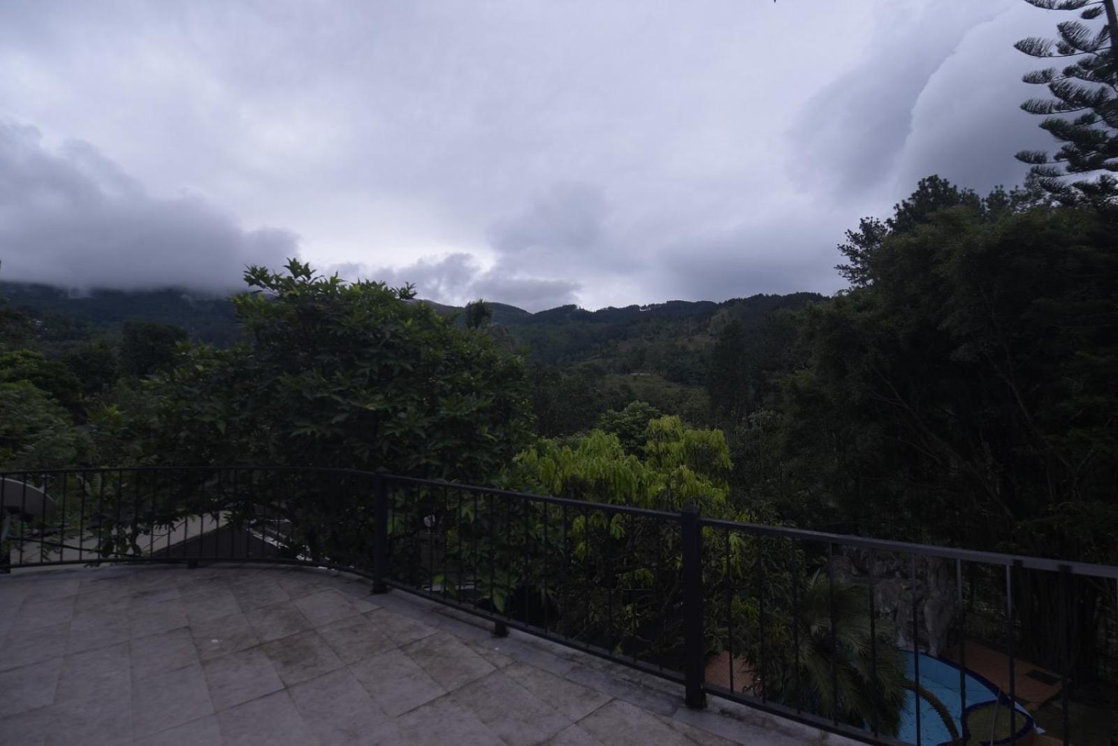Chaminrich Villa 康提 外观 照片